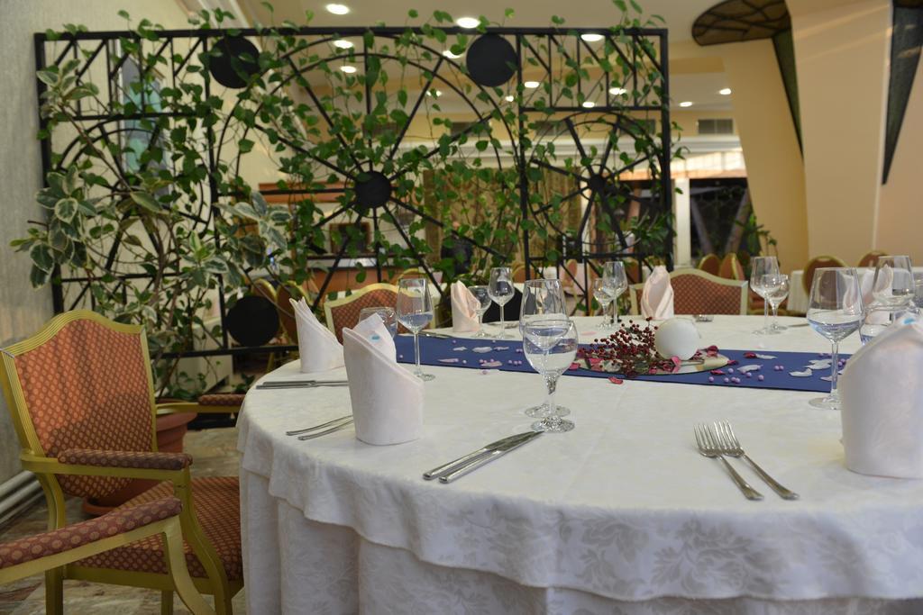 Hotel Bellevue สโกเปีย ภายนอก รูปภาพ