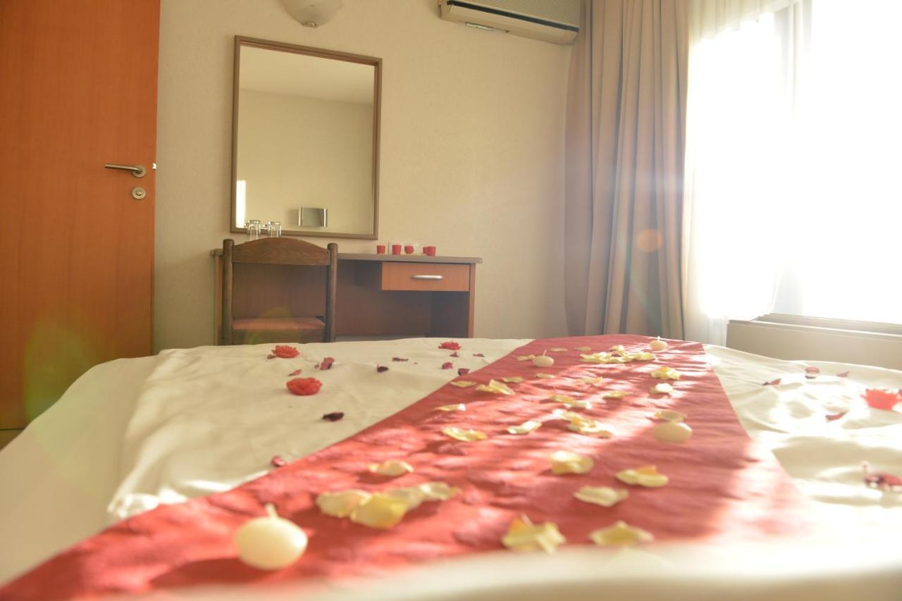 Hotel Bellevue สโกเปีย ภายนอก รูปภาพ