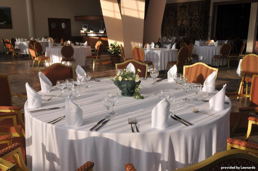 Hotel Bellevue สโกเปีย ร้านอาหาร รูปภาพ