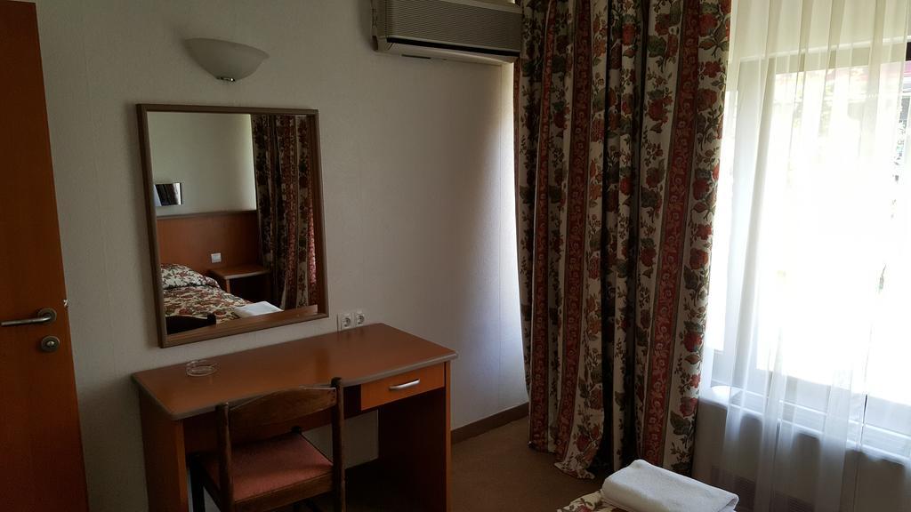 Hotel Bellevue สโกเปีย ภายนอก รูปภาพ